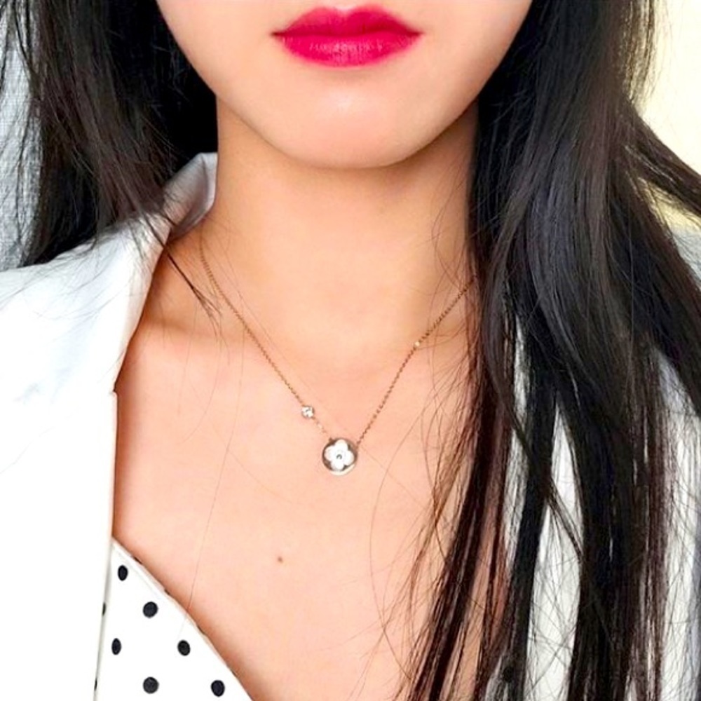 💎Round Clover Rose Gold Necklace - Picture 10 of 11
